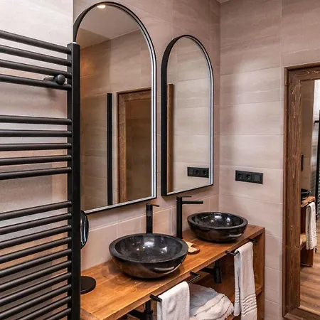 El Palacio By Standby *